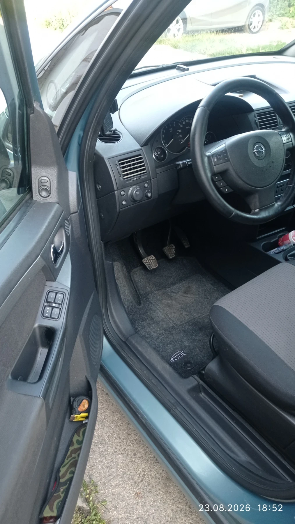 Opel Meriva 1.7CDTI 101, снимка 9 - Автомобили и джипове - 55780088
