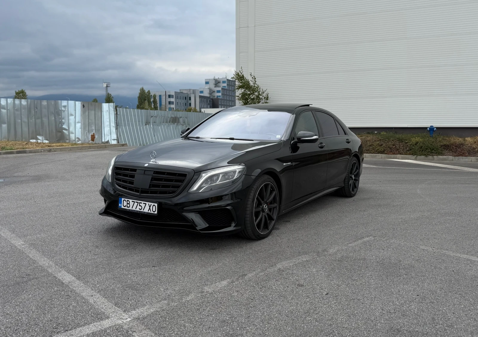Mercedes-Benz S 500  L AMG* BURMESTER* SOFTCLOSE* KEYLESS* 3XTV* , снимка 2 - Автомобили и джипове - 56242783