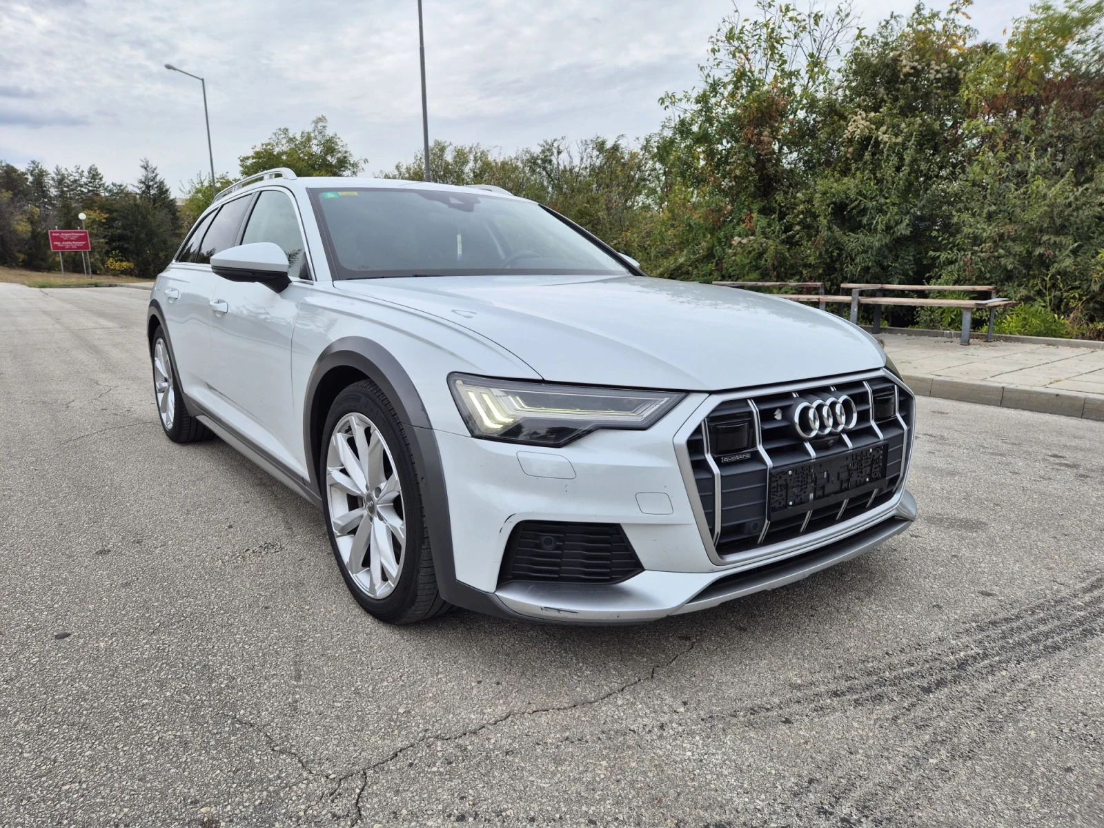 Audi A6 Allroad 45TDI Quattro Matrix Distr 360Камери, снимка 2 - Автомобили и джипове - 56522683