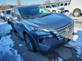 Nissan Rogue  S /CARFAX / 2 Ключа/ + 4 Гуми, снимка 2