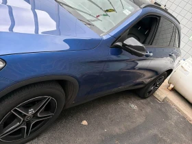 Mercedes-Benz GLC 300  * * CARFAX * * АВТО КРЕДИТ * * , снимка 2