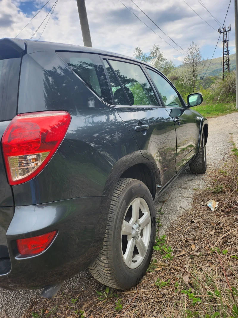 Toyota Rav4 16v бензин Автоматик, снимка 5 - Автомобили и джипове - 48489055