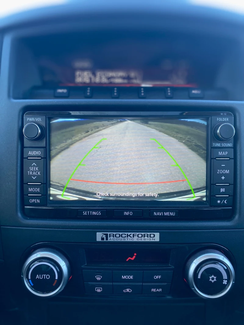 Mitsubishi Pajero 3.2D, снимка 8 - Автомобили и джипове - 52573582