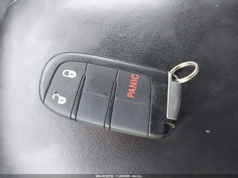 Jeep Grand cherokee 3.6L V-6 DOHC, VVT, 290HP 4X4 Drive, снимка 3 - Автомобили и джипове - 52663273