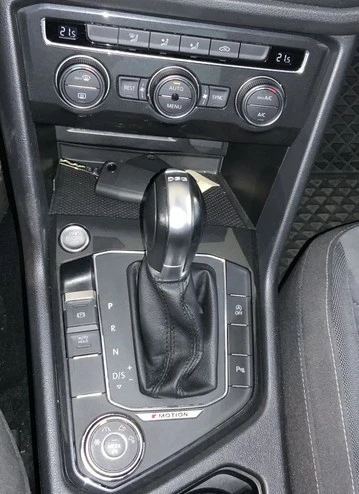 VW Tiguan TDI* DSG* 4motion* Highline, снимка 9 - Автомобили и джипове - 52666891