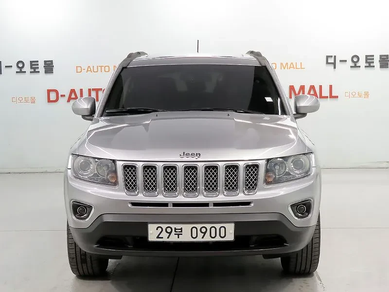Jeep Compass, снимка 2 - Автомобили и джипове - 54463249