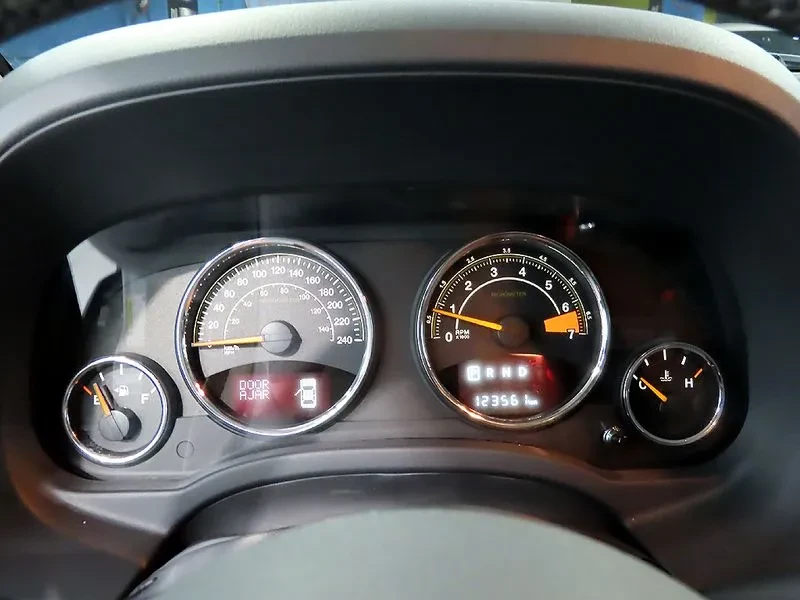Jeep Compass, снимка 10 - Автомобили и джипове - 54463249