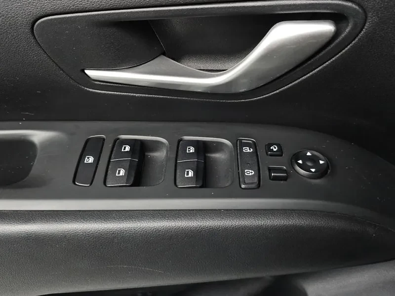 Hyundai Tucson (Nx4) Diesel 2.0 2Wd Modern, снимка 17 - Автомобили и джипове - 54998919