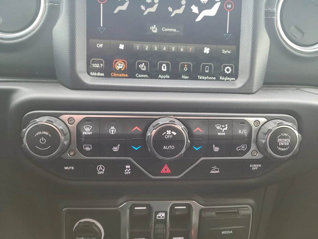 Jeep Gladiator Overland | Mobile.bg   11