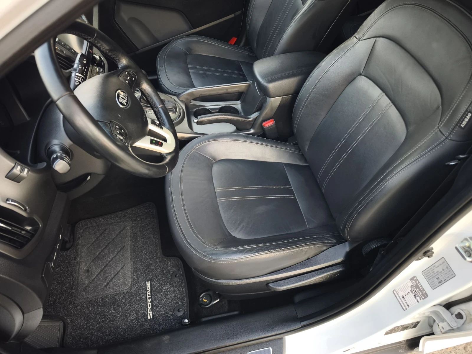 Kia Sportage 2.0CRDI 4X4 185kc EXCLUSIVE FULL SERVICE IN KIA  - изображение 8