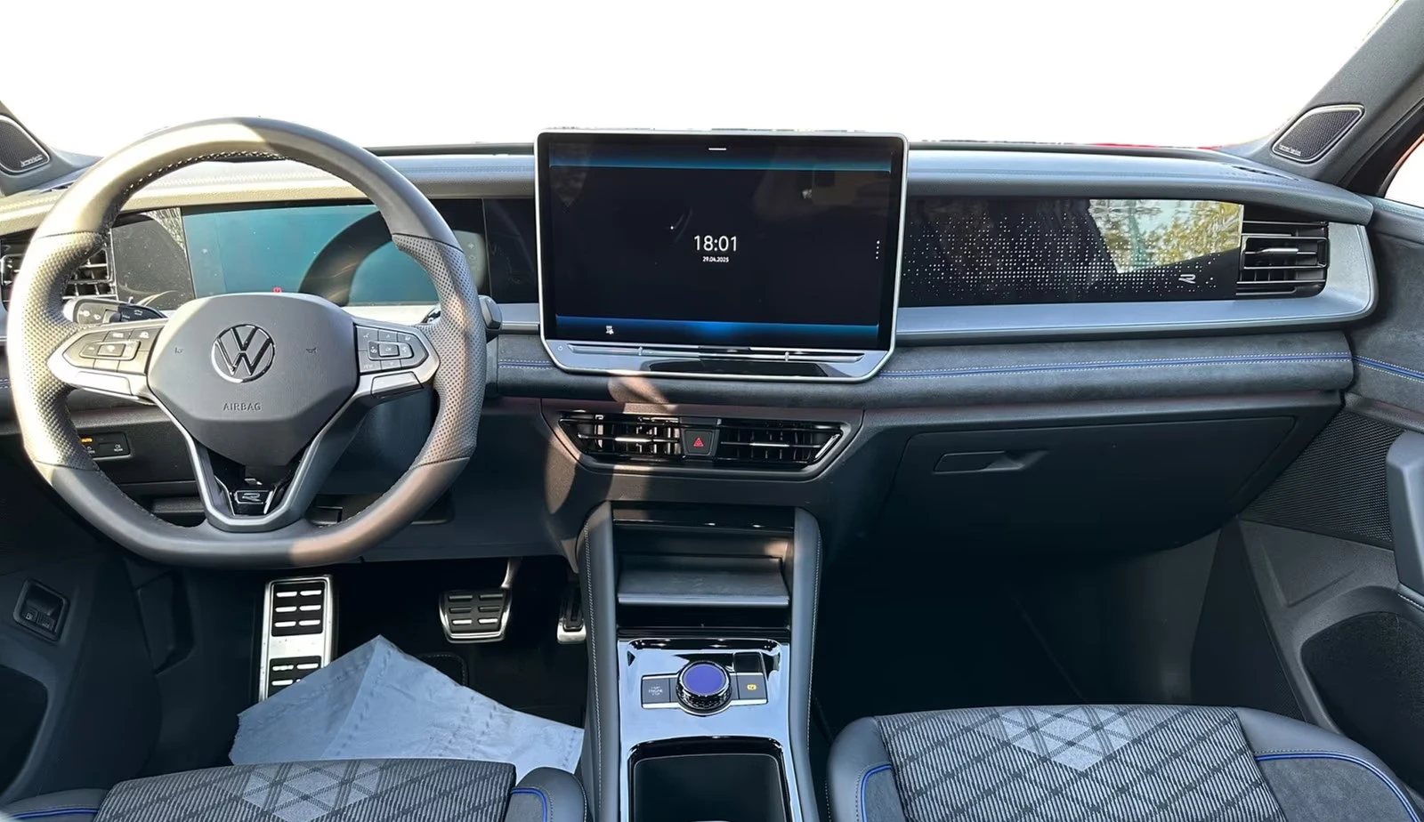 VW Tayron 1.5TSI/R-LINE/272HP/eHYBRID/LED/NAVI/360CAM/491f - изображение 7