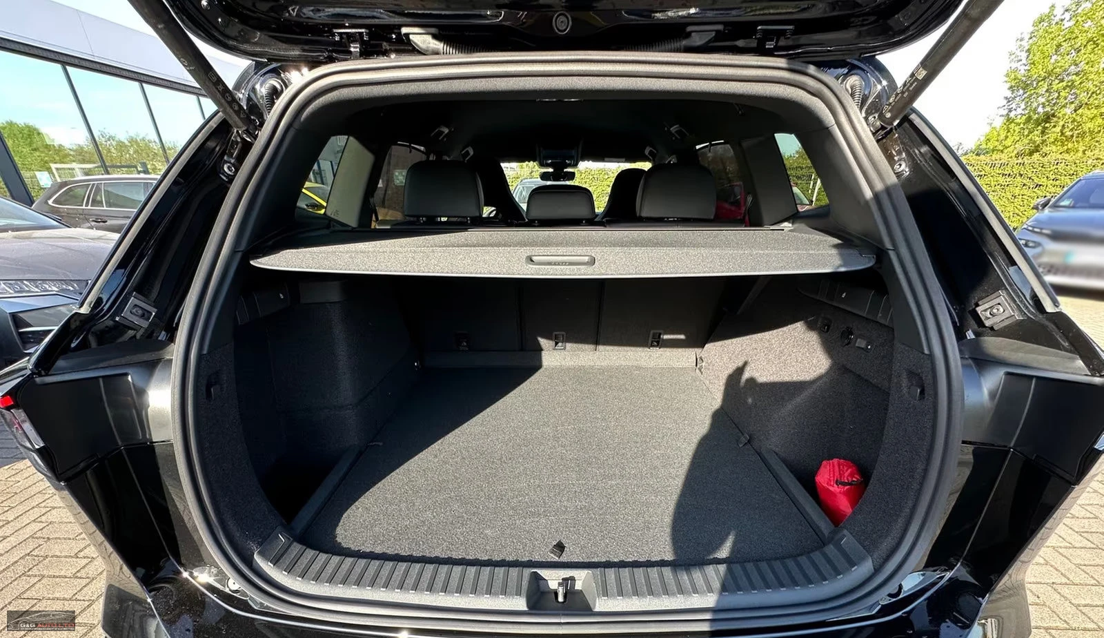 VW Tayron 1.5TSI/R-LINE/272HP/eHYBRID/LED/NAVI/360CAM/491f - изображение 5