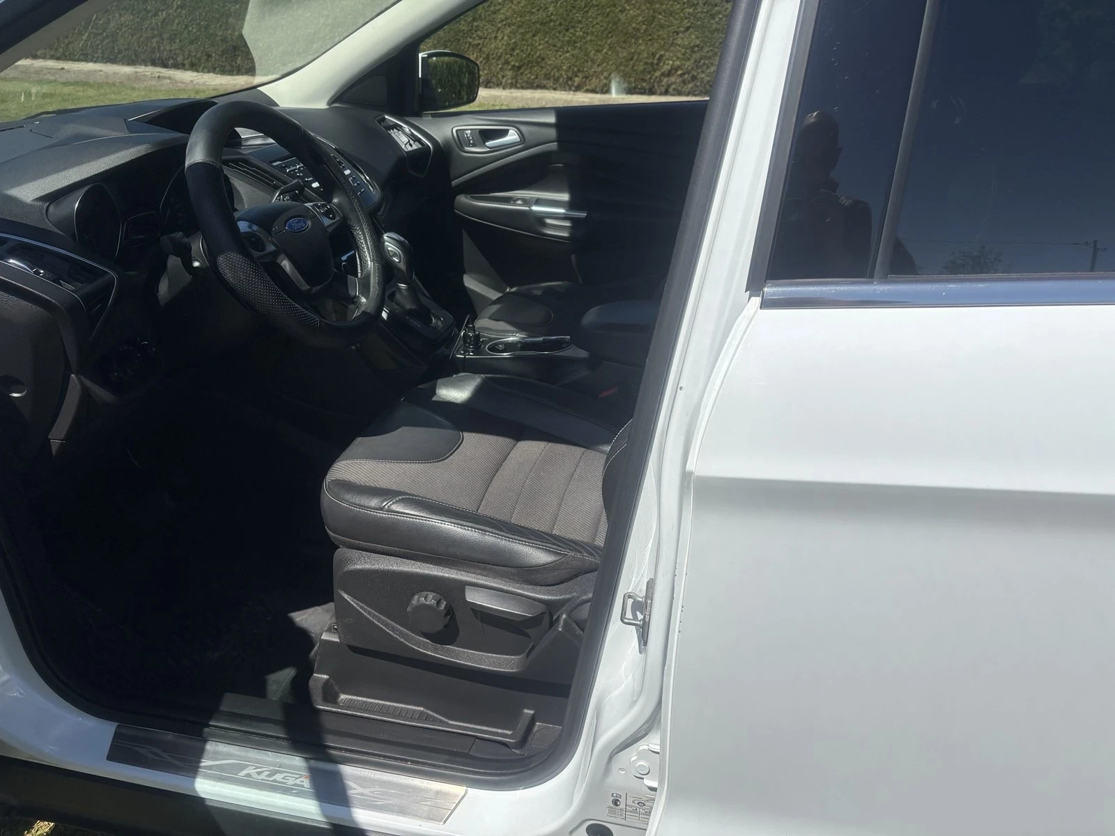 Ford Kuga  - изображение 8