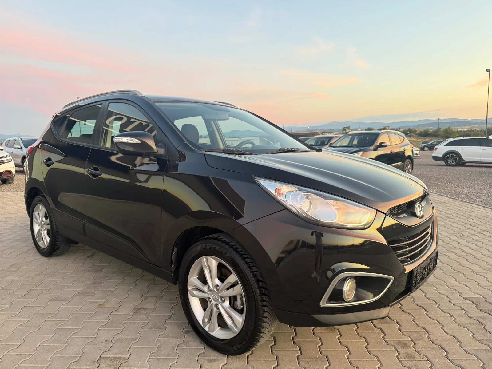 Hyundai IX35 2.0crdi Лизинг 3870 лв - изображение 4