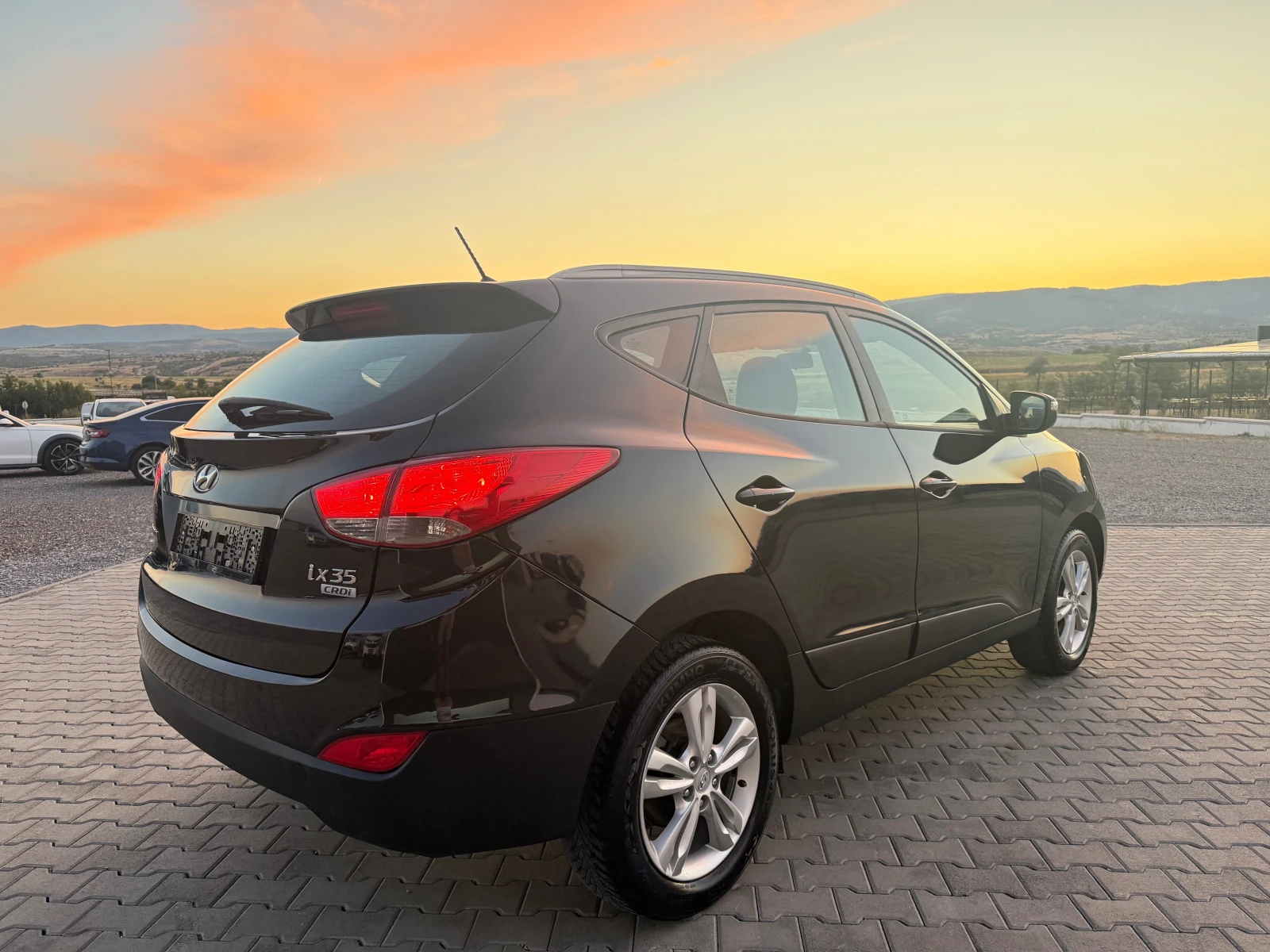 Hyundai IX35 2.0crdi Лизинг 3870 лв - изображение 6
