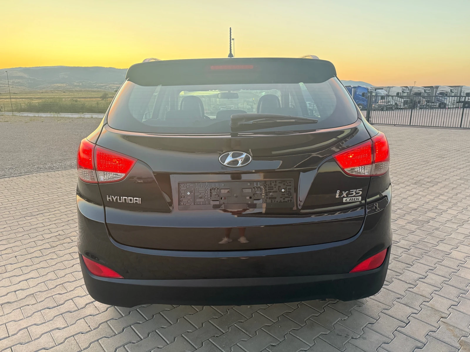 Hyundai IX35 2.0crdi Лизинг 3870 лв - изображение 7