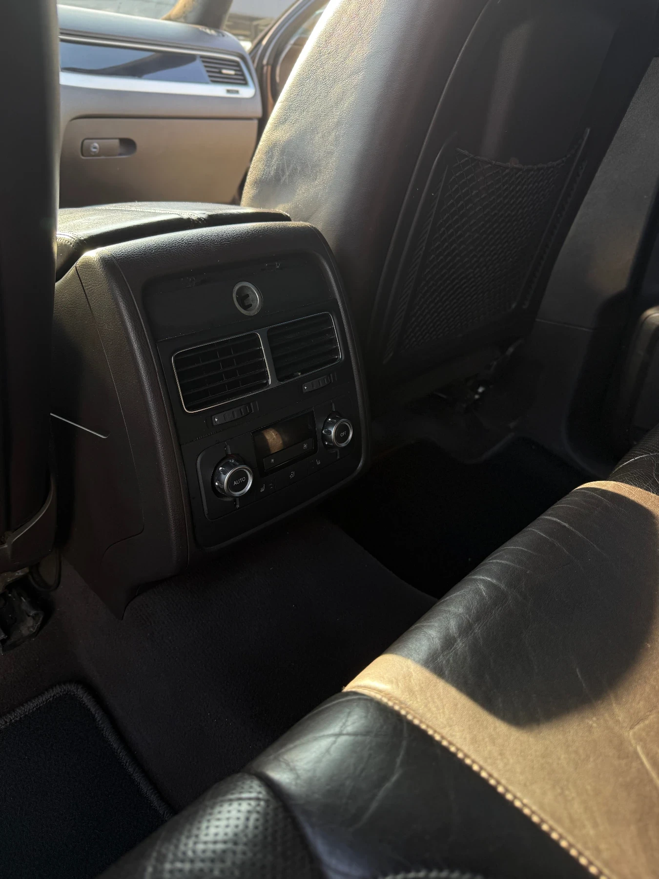 VW Touareg 4.2(340.)Navi/Koja/Cam360 | Mobile.bg   8