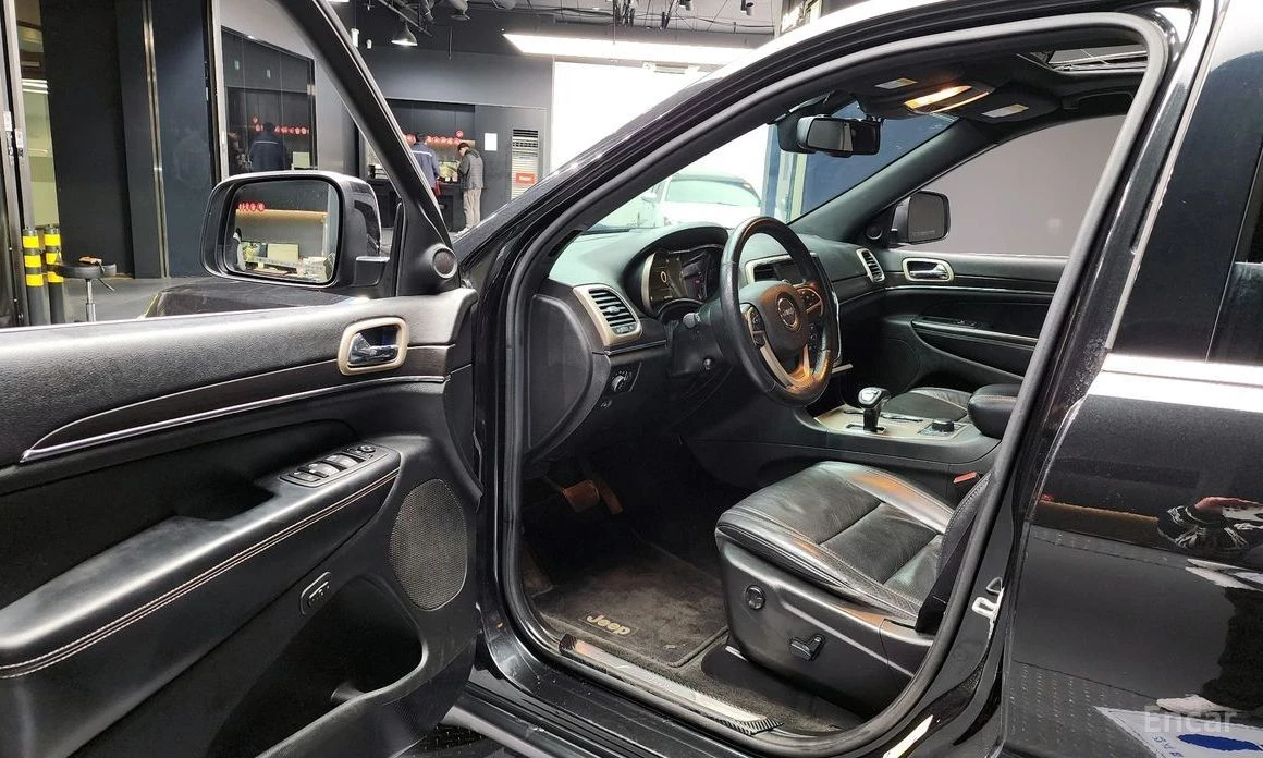 Jeep Grand cherokee  - изображение 10