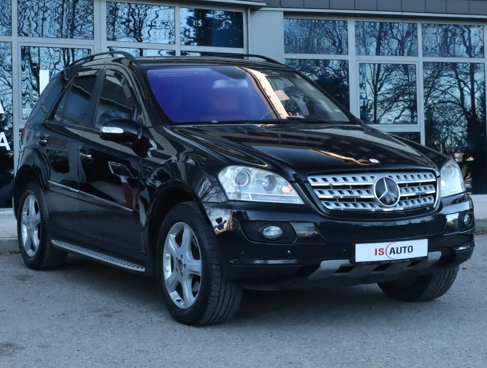 Mercedes-Benz ML 320 4Matic/Kамера/PDC/Harman Kardon/DSR/AirMatic/, снимка 3 - Автомобили и джипове - 53903243