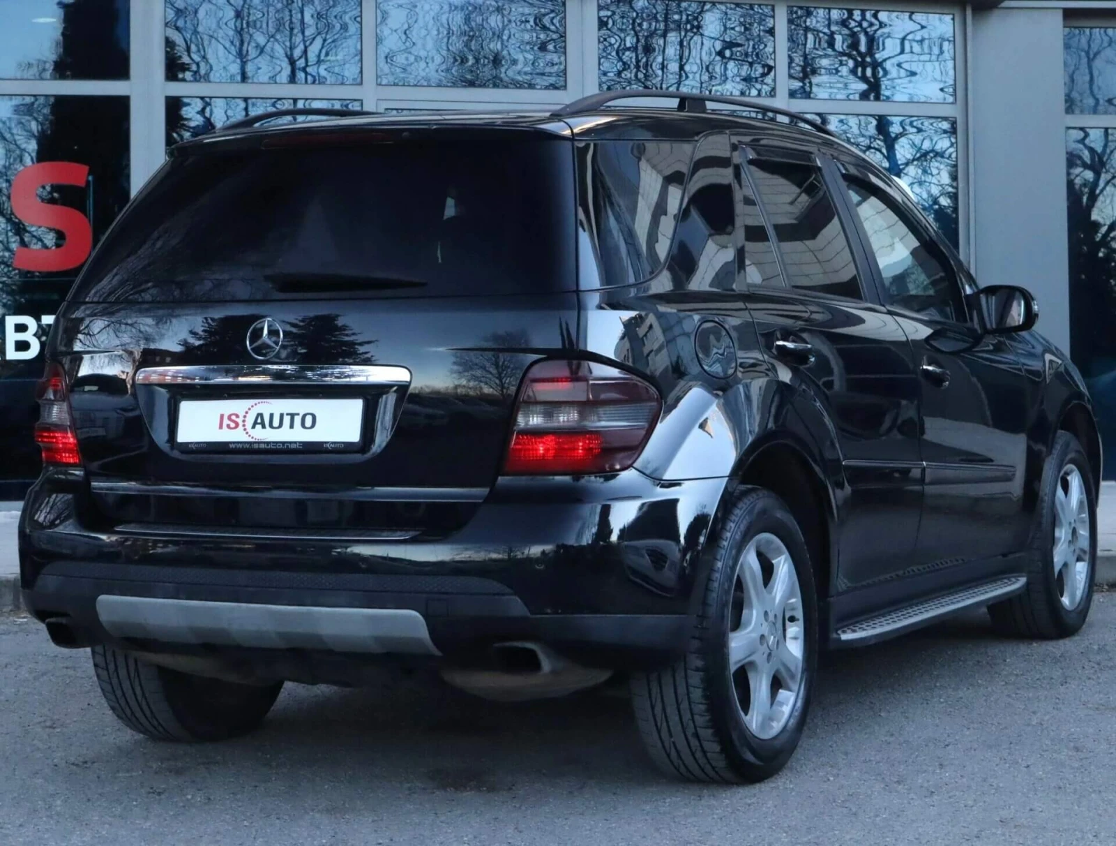Mercedes-Benz ML 320 4Matic/Kамера/PDC/Harman Kardon/DSR/AirMatic/, снимка 4 - Автомобили и джипове - 53903243