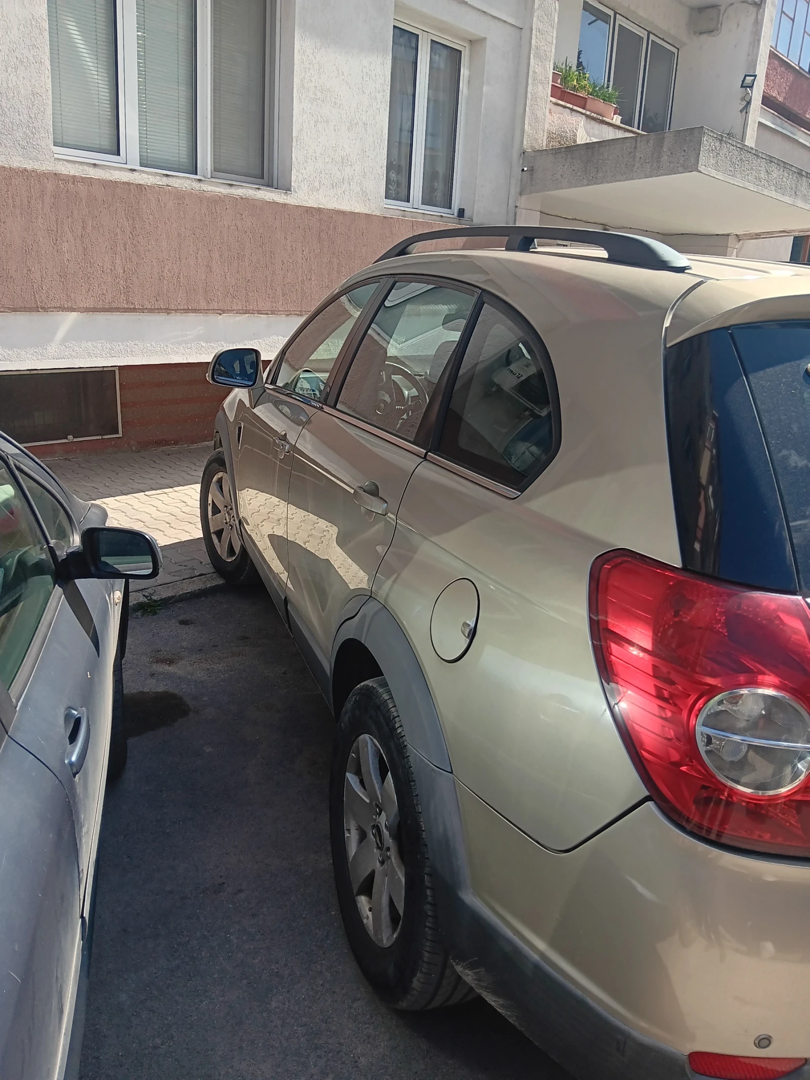 Chevrolet Captiva, снимка 4 - Автомобили и джипове - 54187917