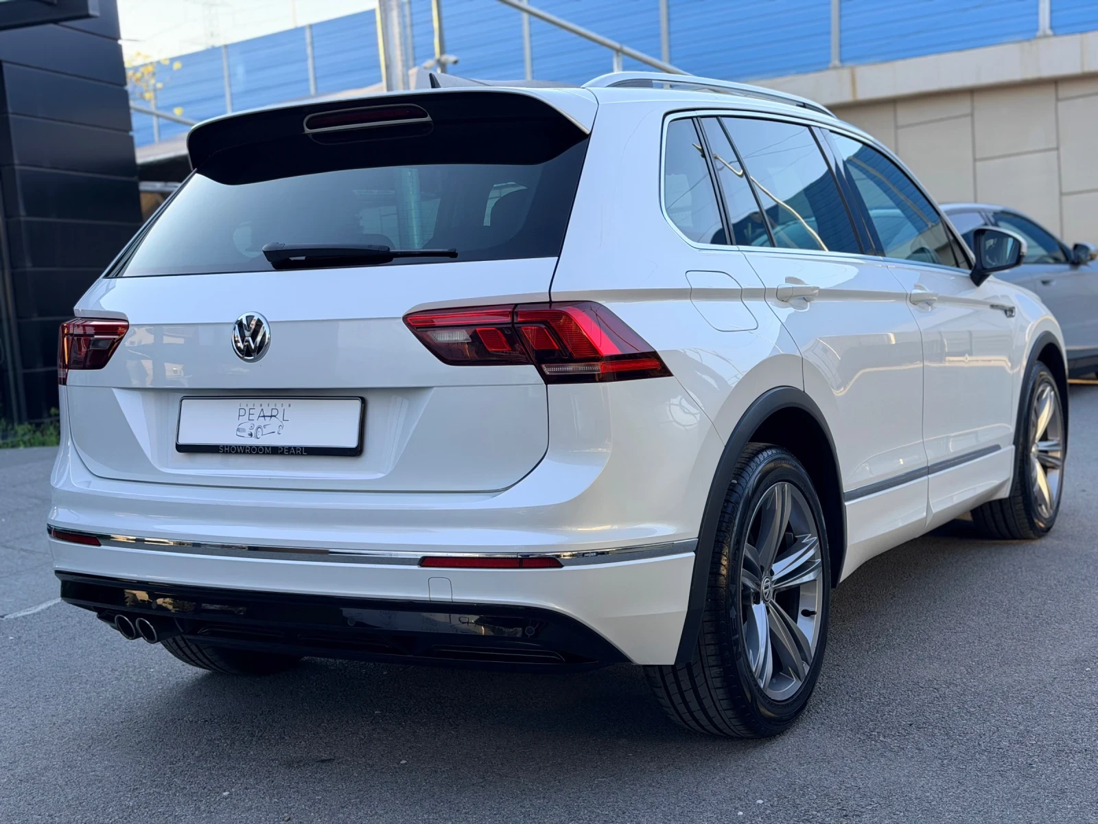 VW Tiguan 2.0TDI DSG R-Line Sound Distronic NAVI Touch Pearl | Mobile.bg � ����������� 7