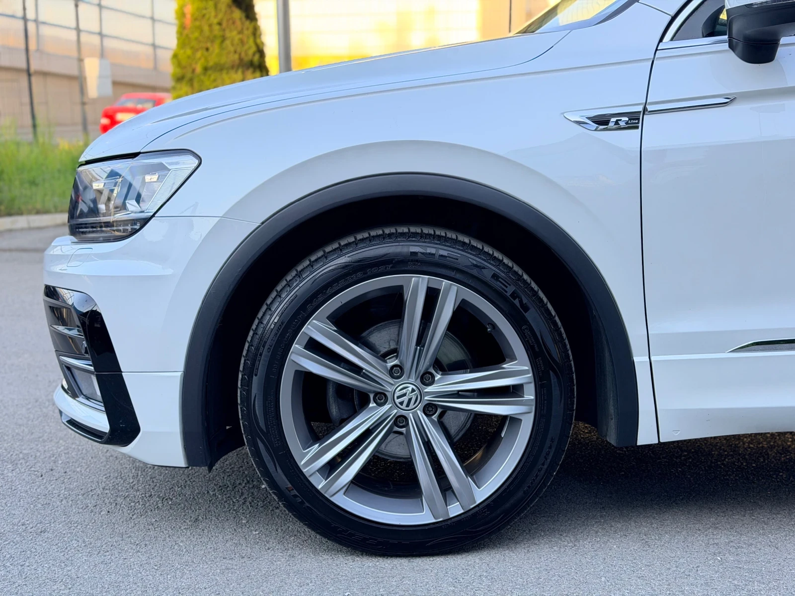 VW Tiguan 2.0TDI DSG R-Line Sound Distronic NAVI Touch Pearl | Mobile.bg � ����������� 4