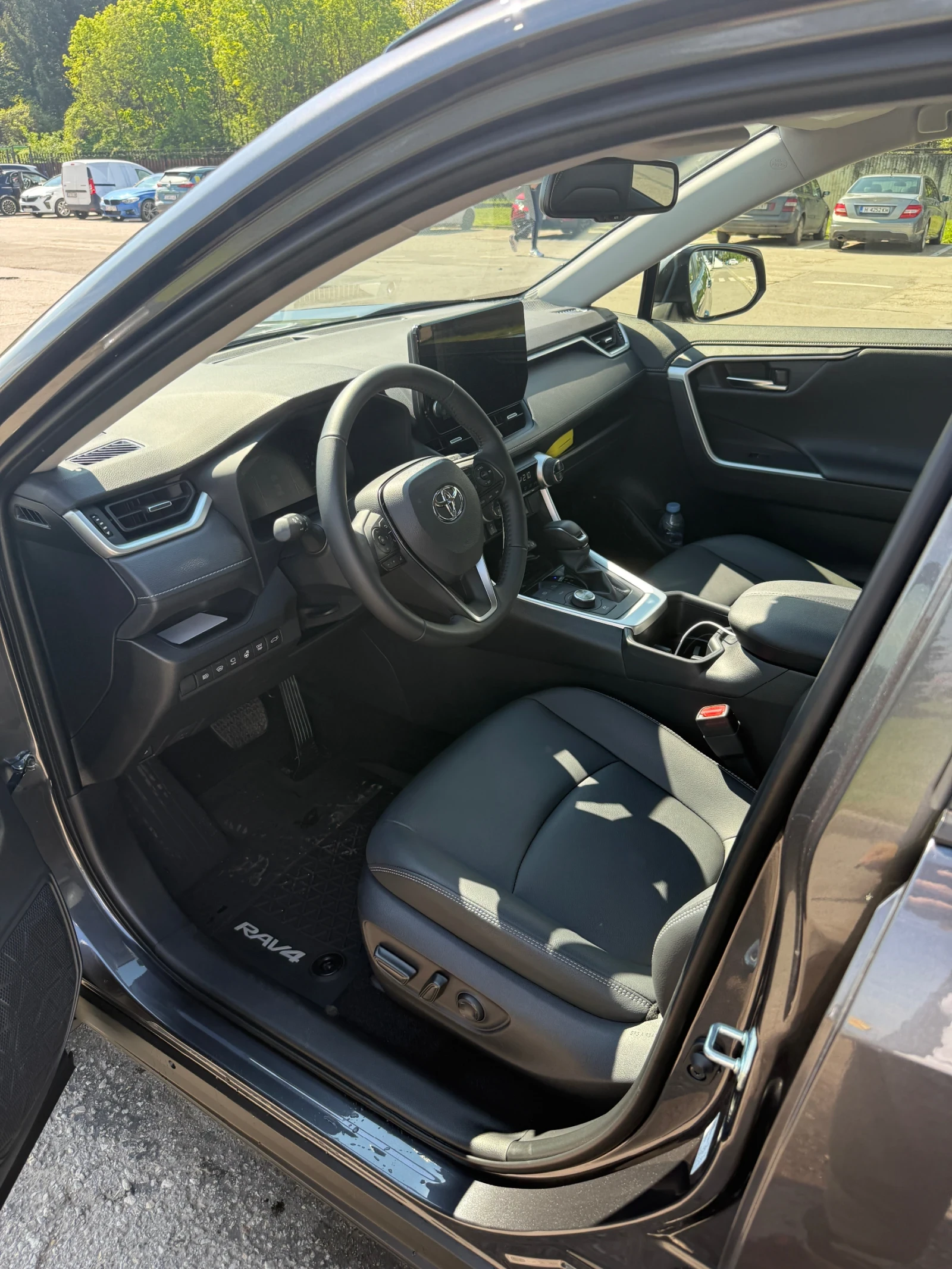 Toyota Rav4 Luxury, снимка 10 - Автомобили и джипове - 54496956