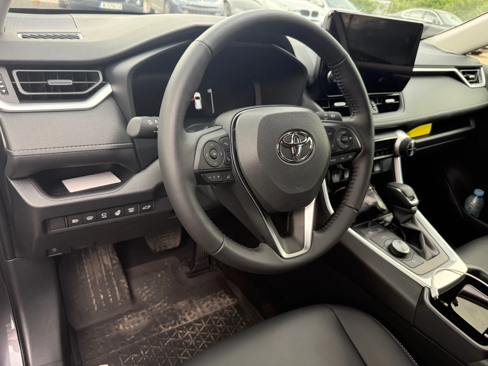 Toyota Rav4 Luxury, снимка 11 - Автомобили и джипове - 54496956