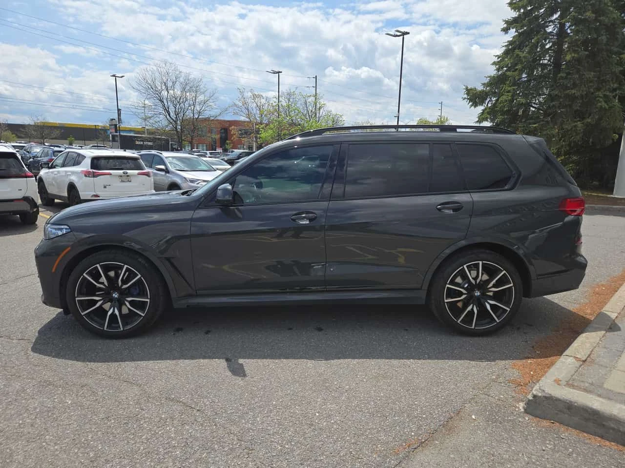 BMW X7 * xDrive40i * CARFAX * ЦЕНА ДО БГ, снимка 3 - Автомобили и джипове - 54618757