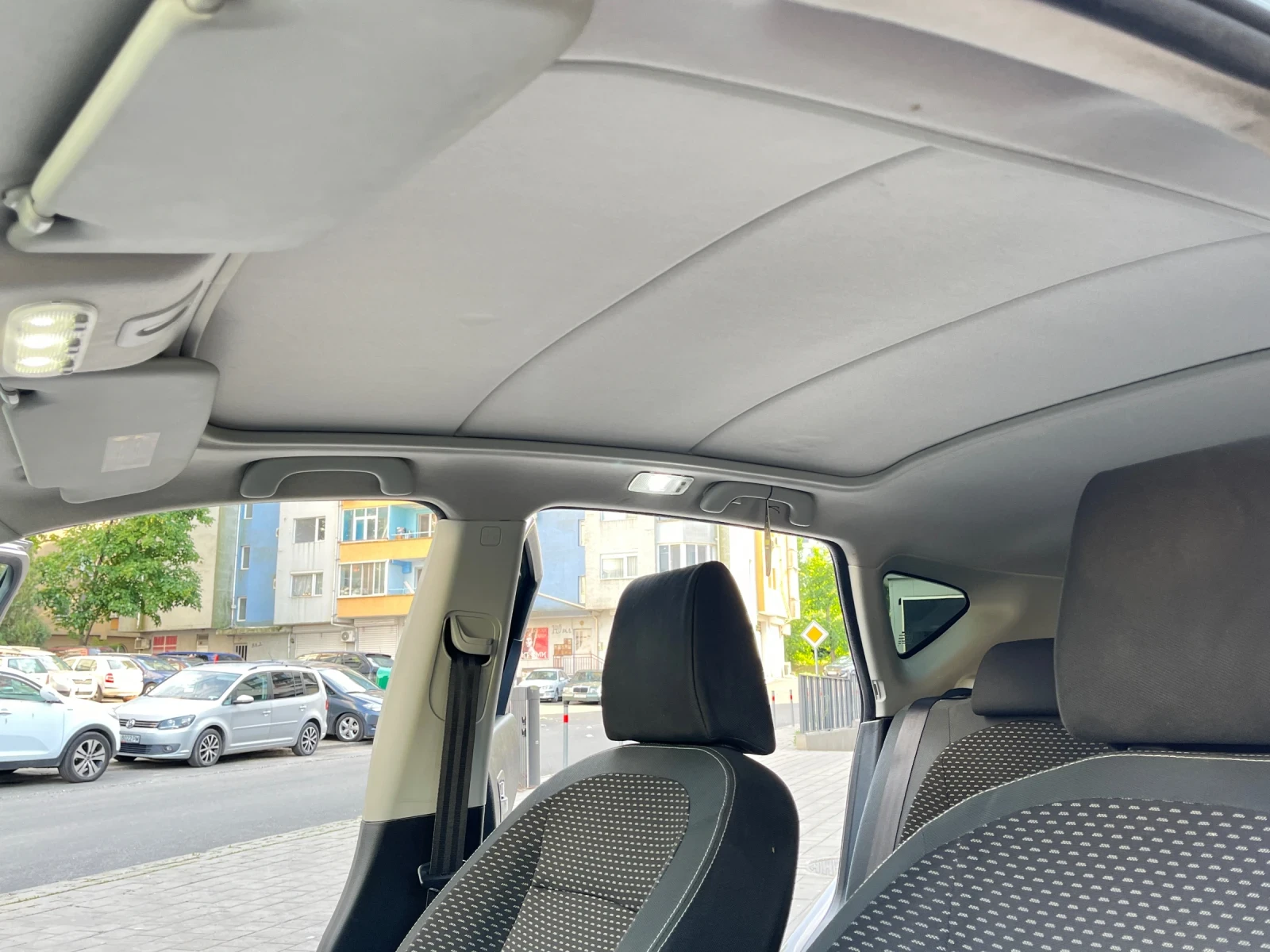 Nissan Qashqai 2.0DCI/2008/ГОДИНА, снимка 11 - Автомобили и джипове - 54881768