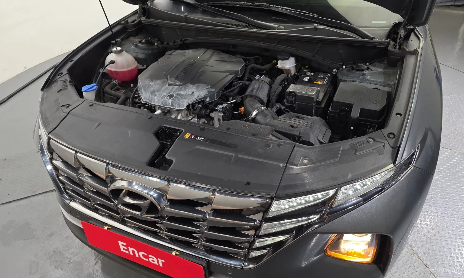 Hyundai Tucson, снимка 6 - Автомобили и джипове - 55193439