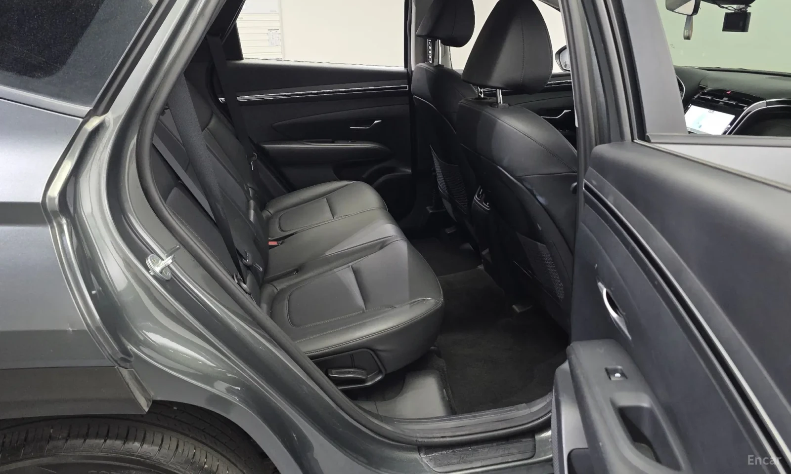 Hyundai Tucson, снимка 11 - Автомобили и джипове - 55193439