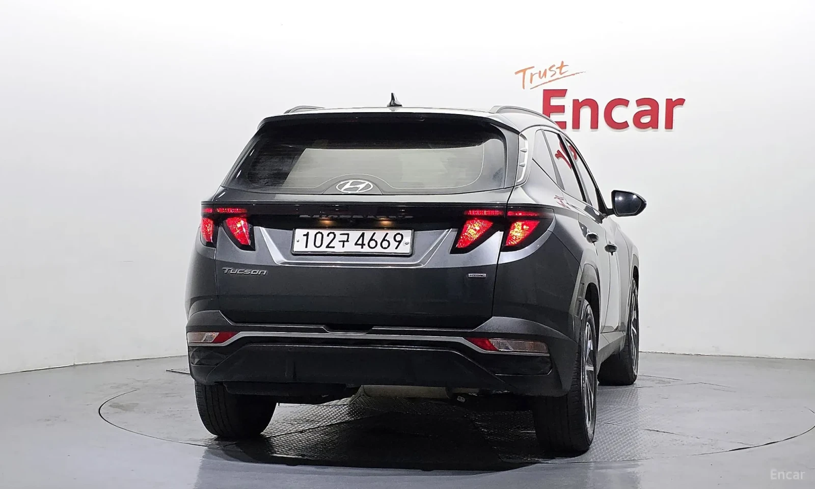 Hyundai Tucson, снимка 4 - Автомобили и джипове - 55193439