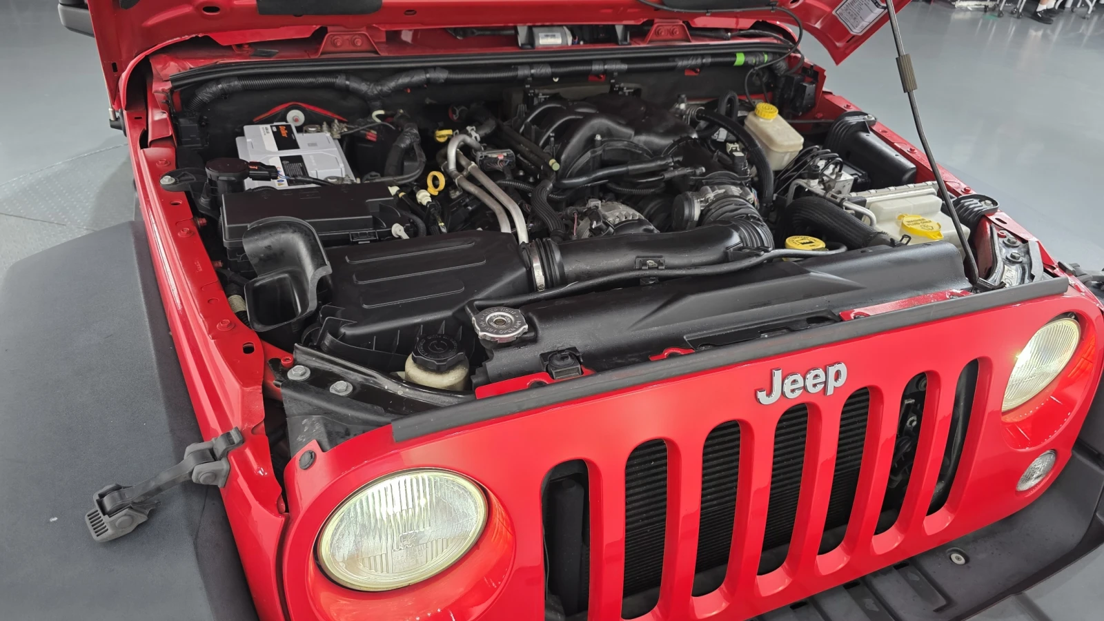 Jeep Wrangler 3.6* КРАЙНА ЦЕНА, снимка 6 - Автомобили и джипове - 55348541