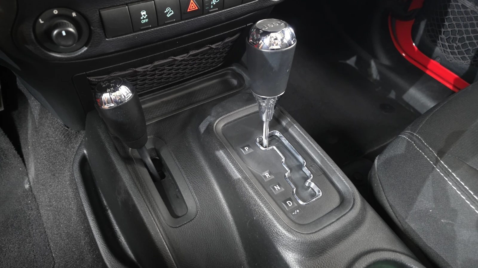 Jeep Wrangler 3.6* КРАЙНА ЦЕНА, снимка 9 - Автомобили и джипове - 55348541