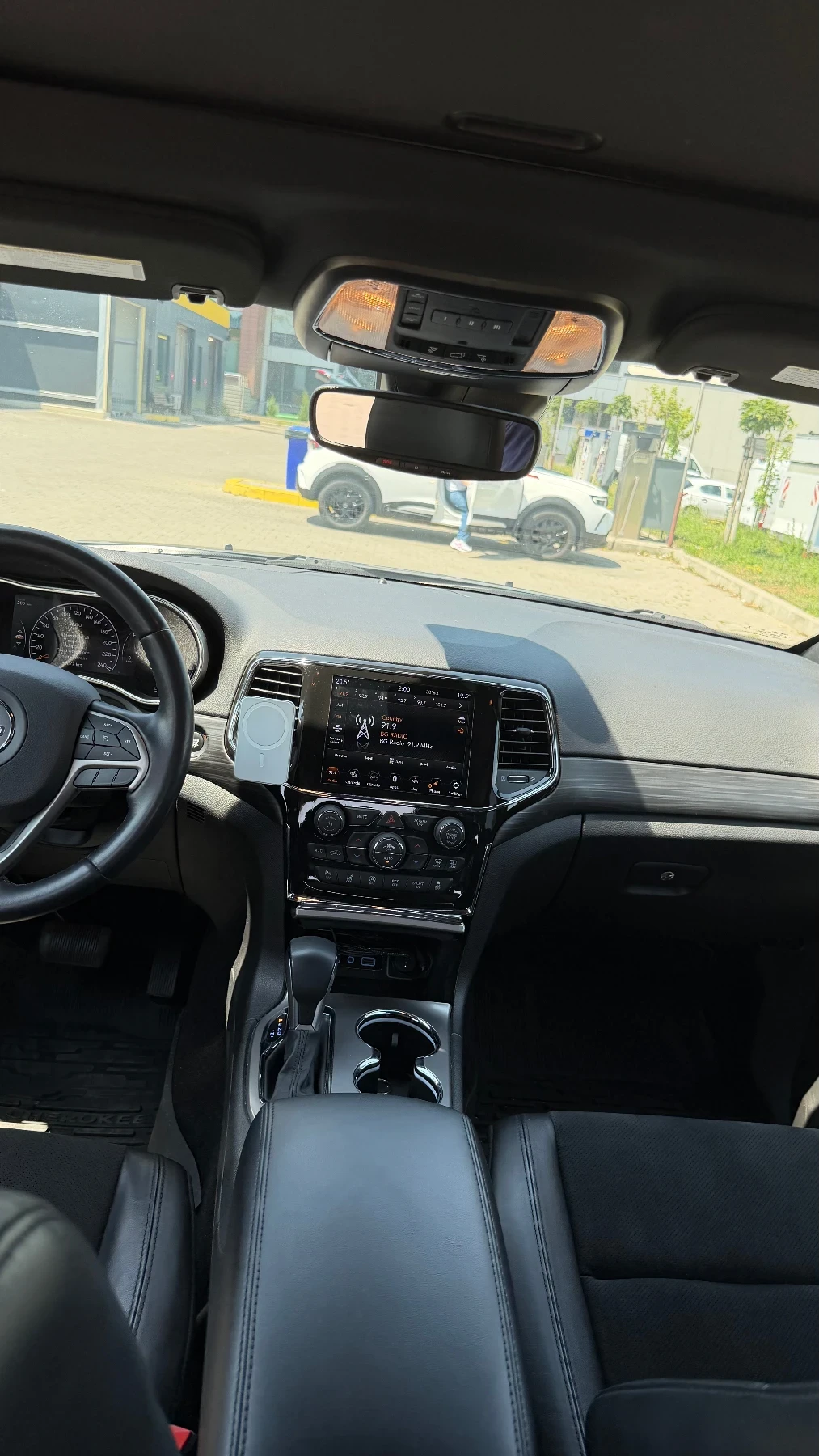 Jeep Grand cherokee, снимка 9 - Автомобили и джипове - 55452322