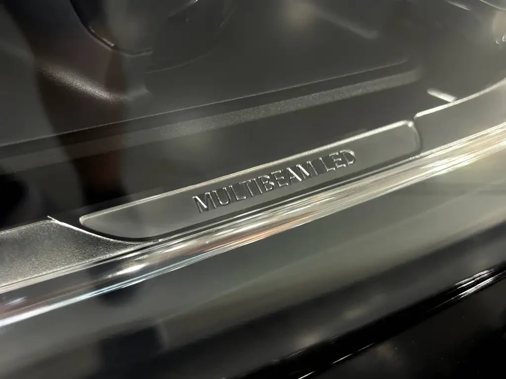 Mercedes-Benz GLA 45 AMG 35 AMG | Burmester| Multibeam| AMBIENT| , снимка 3 - Автомобили и джипове - 55646587