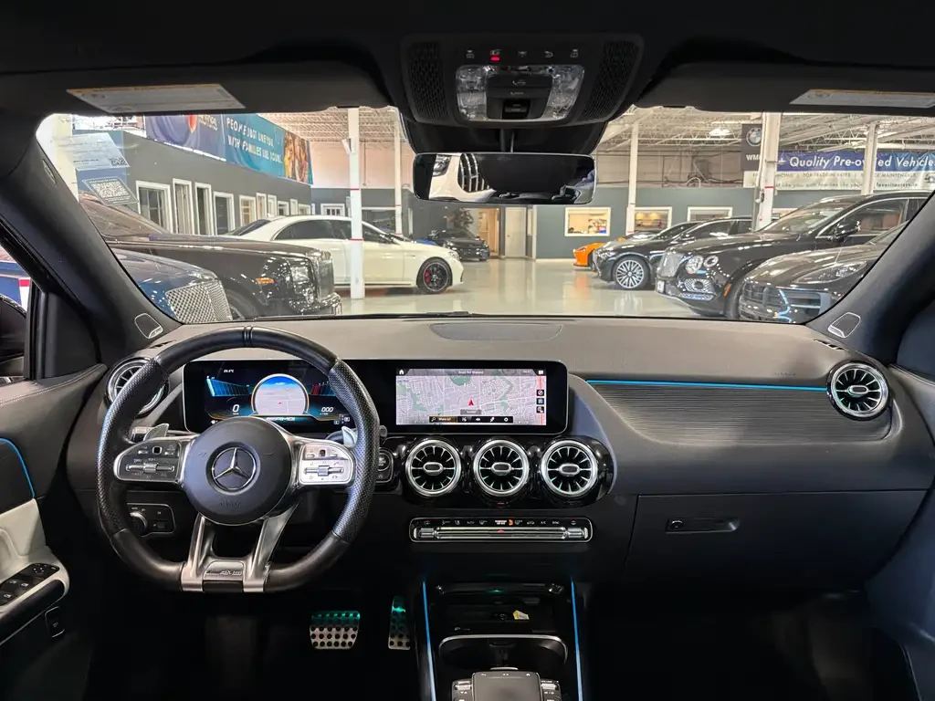 Mercedes-Benz GLA 45 AMG 35 AMG | Burmester| Multibeam| AMBIENT| , снимка 8 - Автомобили и джипове - 55646587