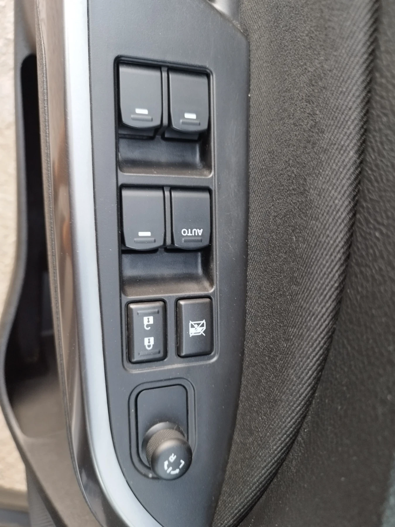 Suzuki Vitara 1.0, * ALLGRIP* , 4X4, GAZ, * 101000* km. ЛИЗИНГ , снимка 11 - Автомобили и джипове - 55990094