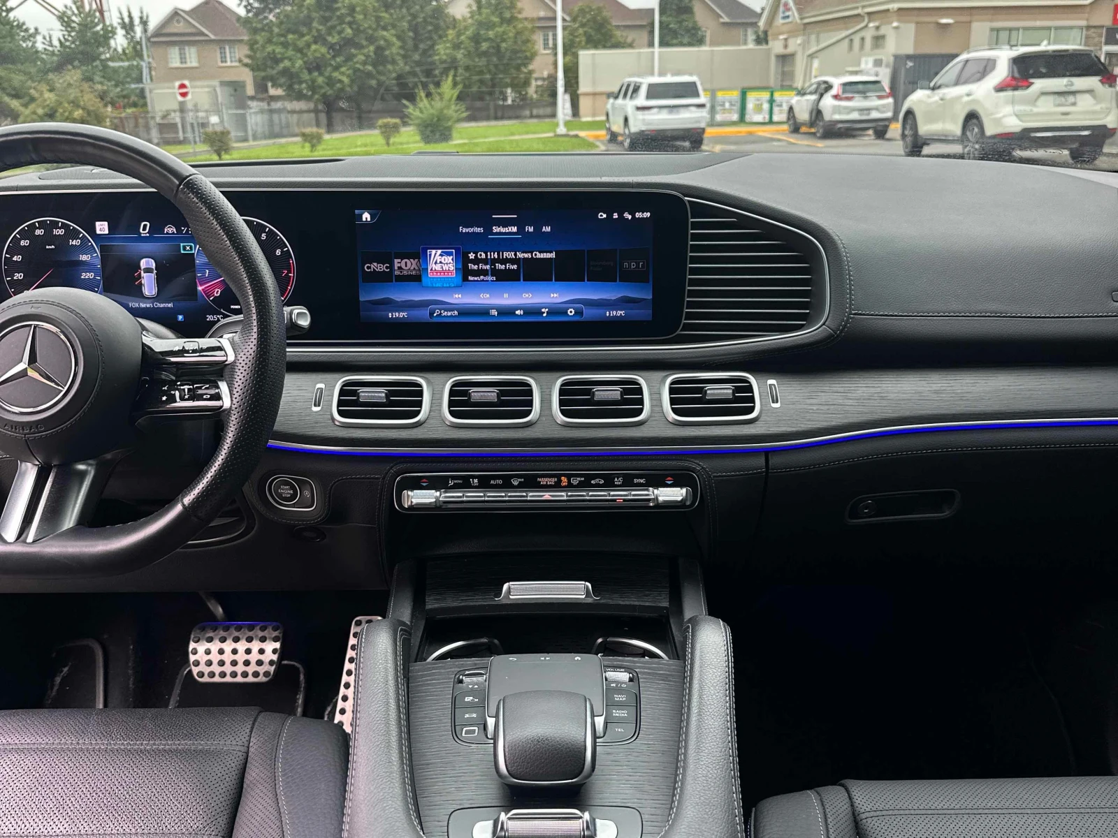 Mercedes-Benz GLS 450 * CARFAX * ОПЦИЯ ЗА ФИНАНСИРАНЕ, снимка 9 - Автомобили и джипове - 56156299