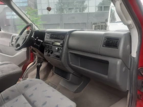 VW T4 2, 5 TDI CARAVELLE, КЛИМАТИК , снимка 14