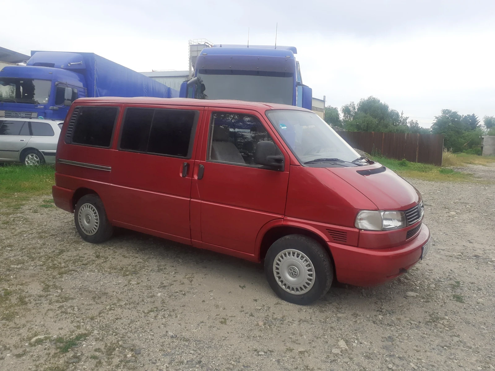 VW T4 2, 5 TDI CARAVELLE, КЛИМАТИК , снимка 2 - Бусове и автобуси - 53568870