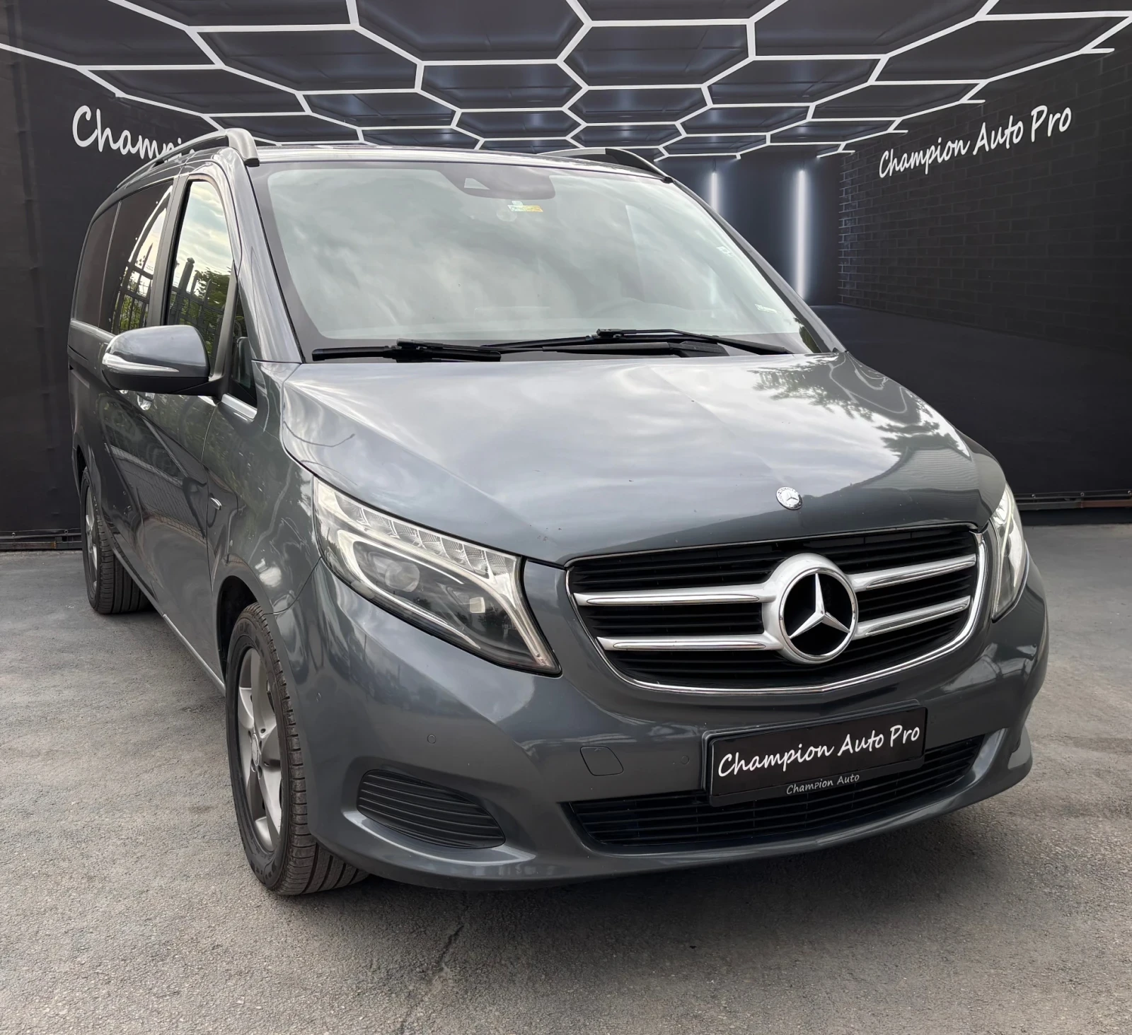 Mercedes-Benz V 250 8 местен  - изображение 3