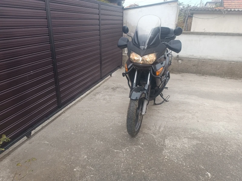 Honda Varadero XL1000, снимка 2 - Мотоциклети и мототехника - 52884279