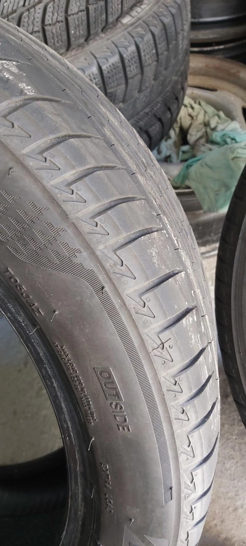 Гуми Летни 245/45R18, снимка 8 - Гуми и джанти - 32903077