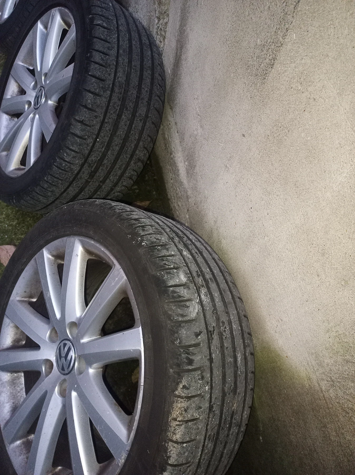    235/45R17  VW Passat | Mobile.bg   2