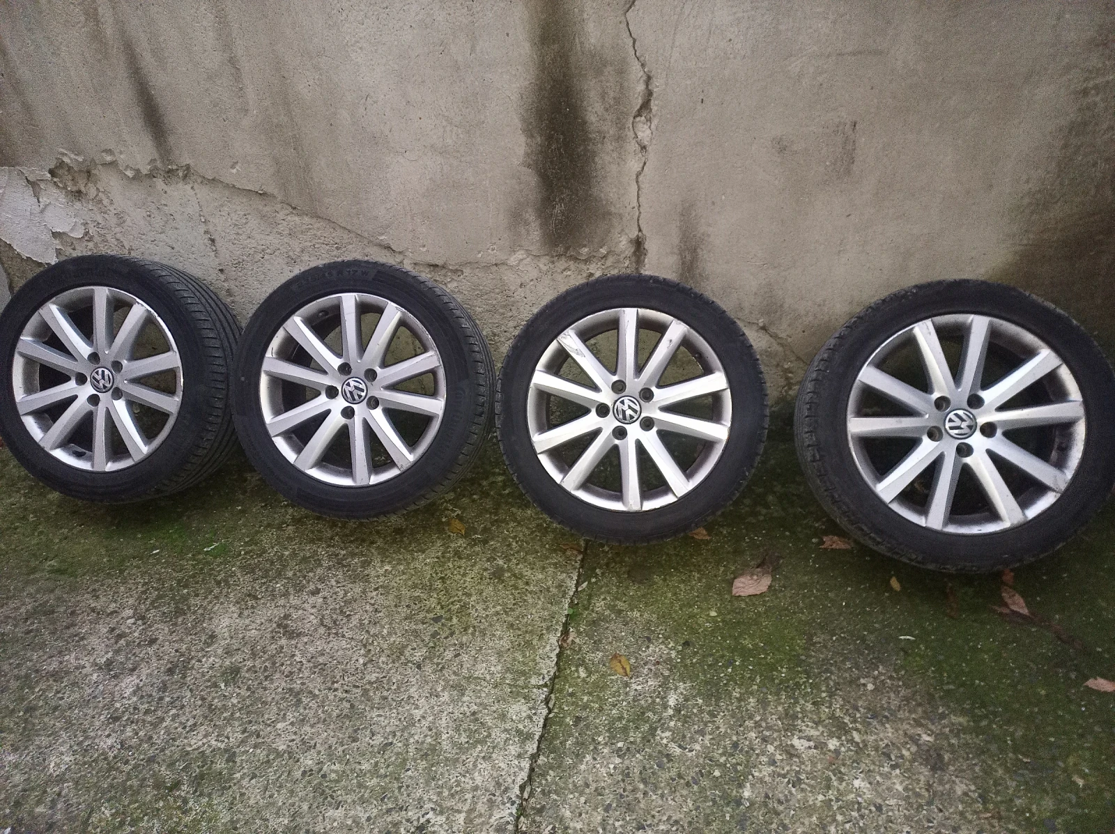    235/45R17  VW Passat | Mobile.bg   1