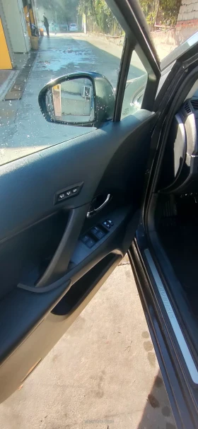 Toyota Avensis 2.0 VALVEMATIC Газ KEYLESS, КАМЕРА, ПАНОРАМА, снимка 8