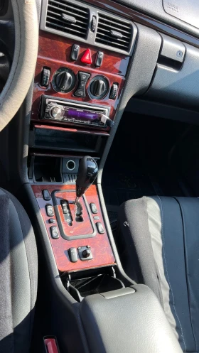Обява за продажба на Mercedes-Benz E 220 Mercedes Benz 220 CDI ~3 060 EUR - изображение 10 | Auto.bg Обява за продажба на Mercedes-Benz E 220 Mercedes Benz 220 CDI ~3 060 EUR - изображение 10